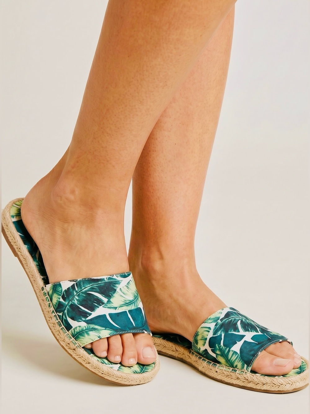 Kelly & Katie KK-Rance Green Multi Palm Print Canvas Sandals